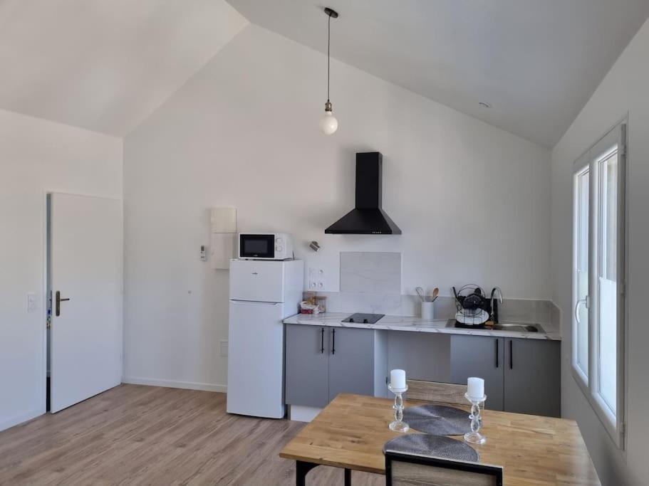 Grand Appartement, Lumineux Miniac-Morvan Exterior foto